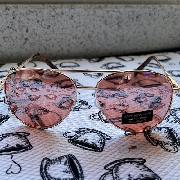 - Marc New York aviator, glasses, polarized - Picture 1 of 5
